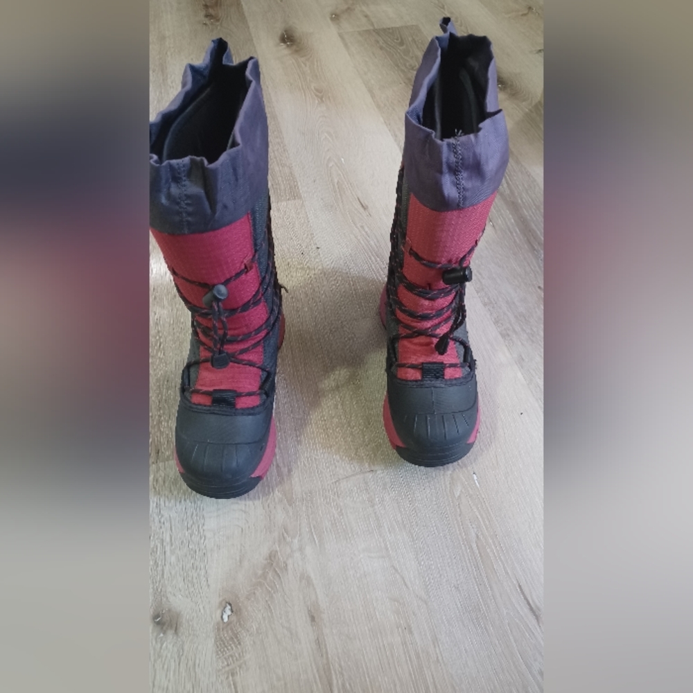 Kids winter boots